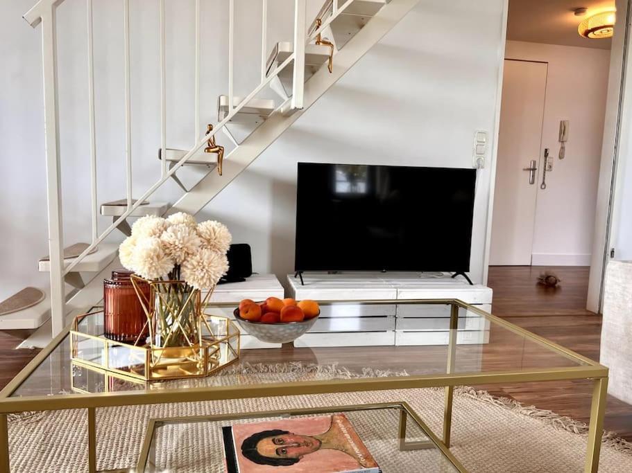 Bali Home Stylische Wohnung Mit Terrasse Schönefeld Eksteriør bilde