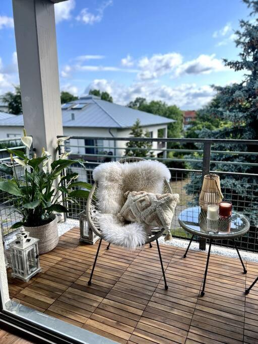 Bali Home Stylische Wohnung Mit Terrasse Schönefeld Eksteriør bilde